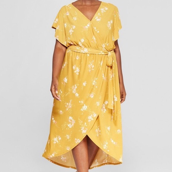 Ava & Viv Dresses & Skirts - Ava & Viv Floral Dress